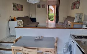 Studio Dans Résidence De Tourisme